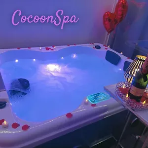 Cocoonspa Loveroom Jacuzzi Appartement